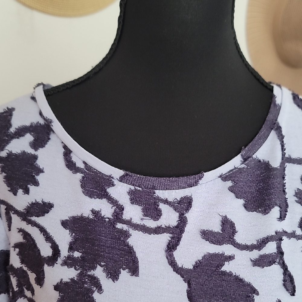 LOFT Short Sleeve Top Light Blue  Navy Floral - Picture 4 of 10